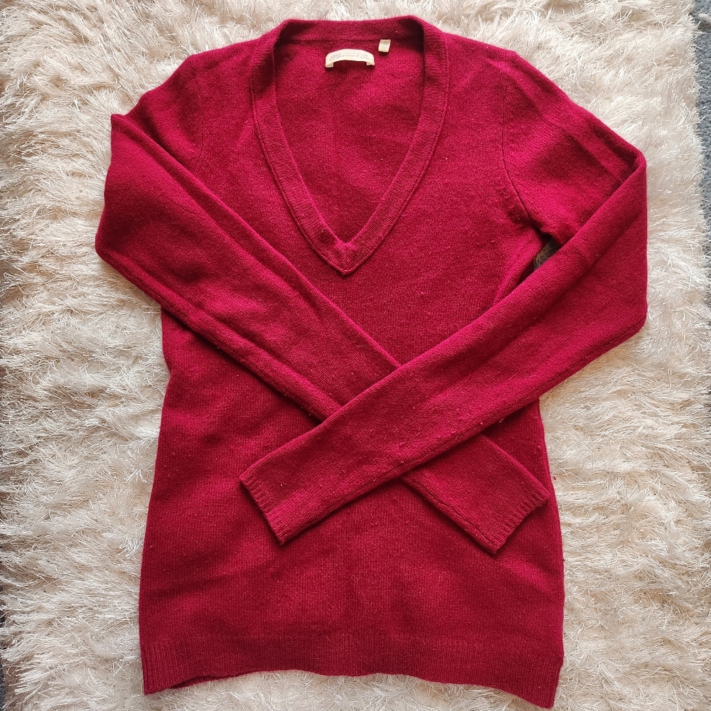 MARTIN + OSA Women's Luxury Cashmere V-Neck Sweater Raspberry Color, Size XS